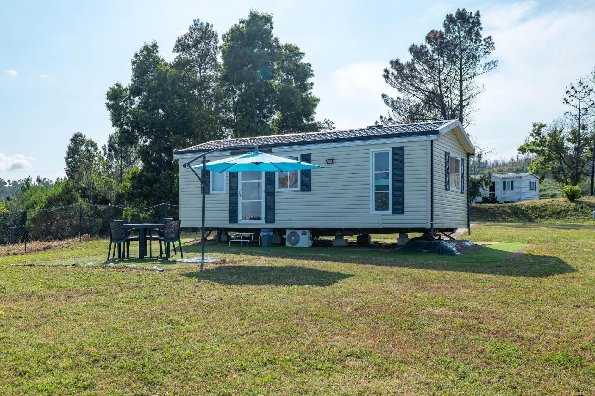 Glamping Frog Farm Villa Foz do Sousa Eksteriør bilde