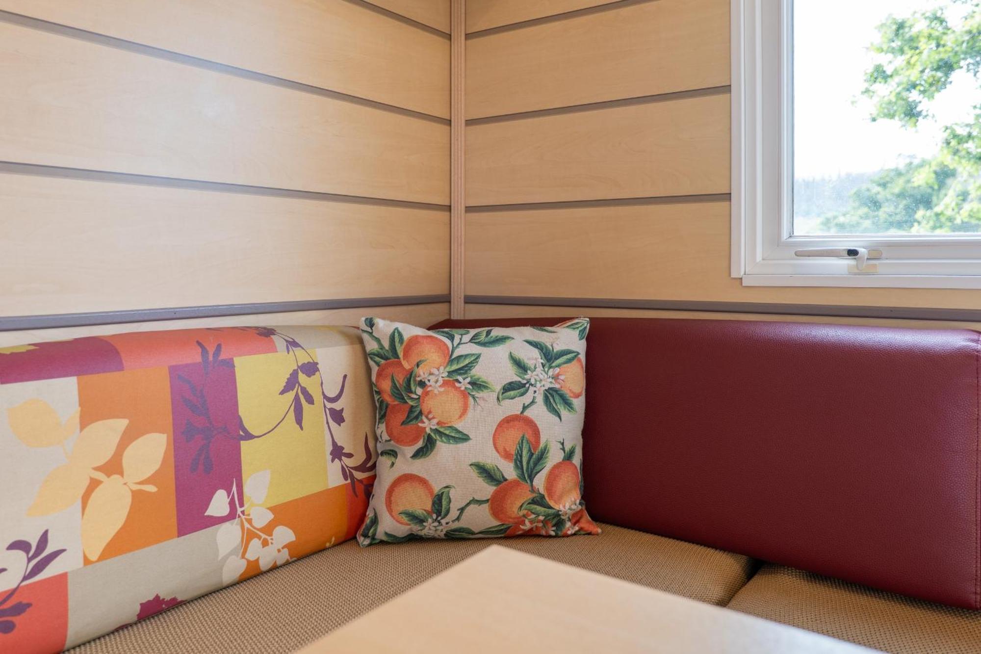 Glamping Frog Farm Villa Foz do Sousa Eksteriør bilde